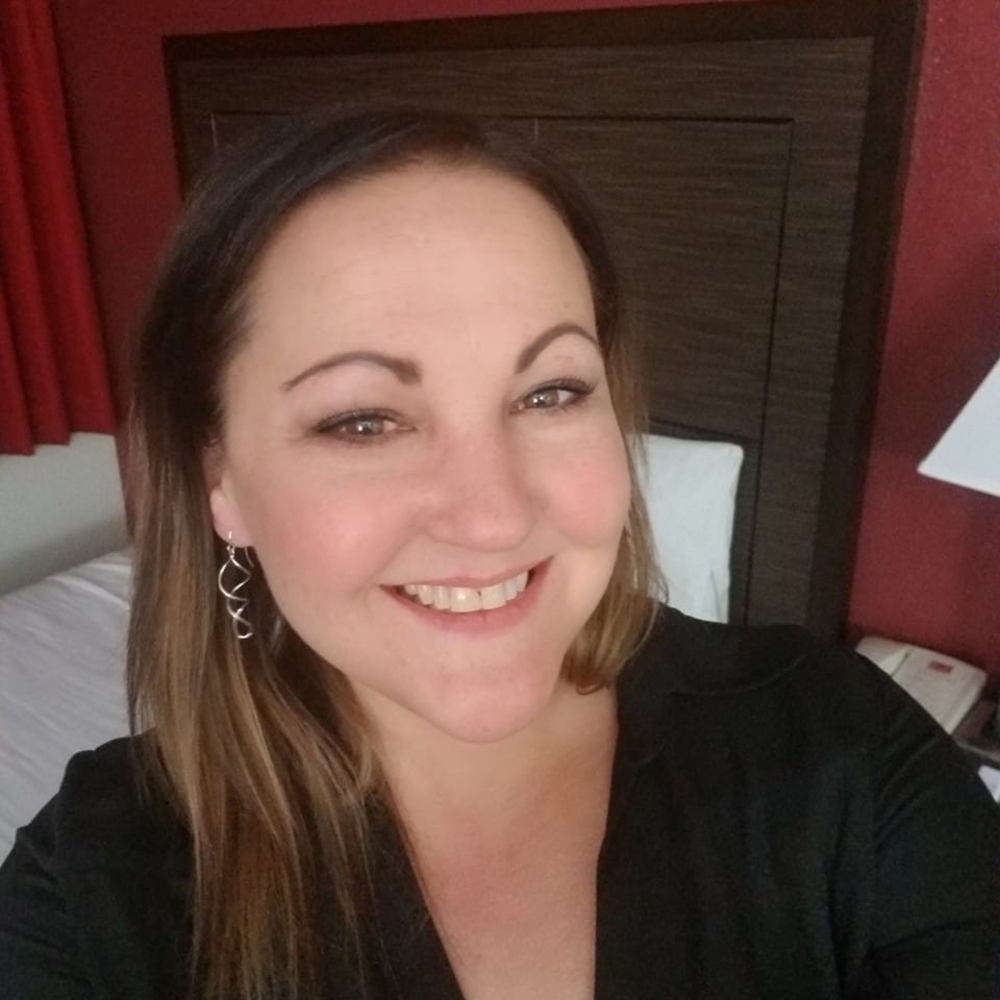 Meet your Posher, Suzanne